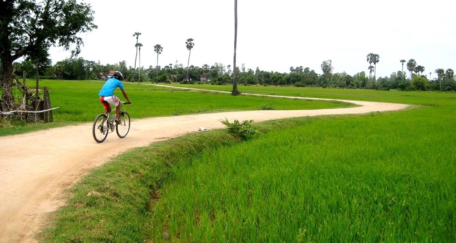 CYCLING TOUR: LEGENDS OF THE HO CHI MINH TRAIL & CENTRAL COAST SYMPHONY 10 DAYS
